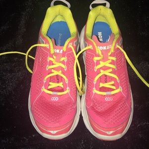 Hoka Clifton running shoes sz 7.5 fit like an 8